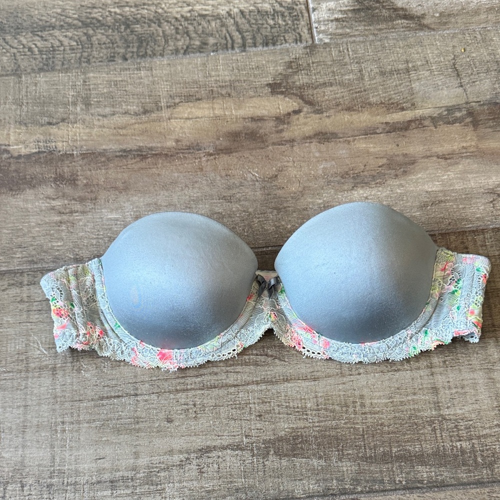 Victoria's Secret Gray Bra with Floral Lace
